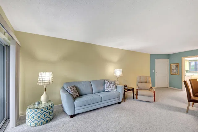 Unit 108 photo 14