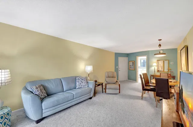 Unit 108 photo 15