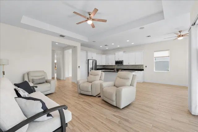 Residence photo 10