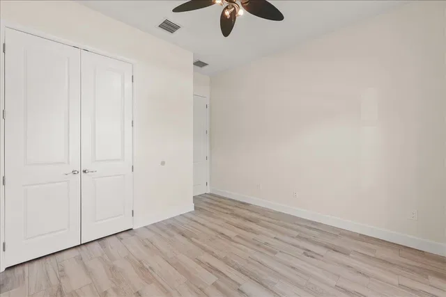 Residence photo 12
