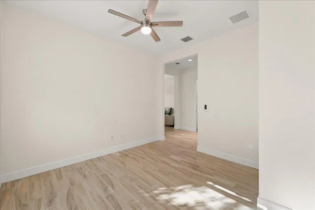 Residence photo 14