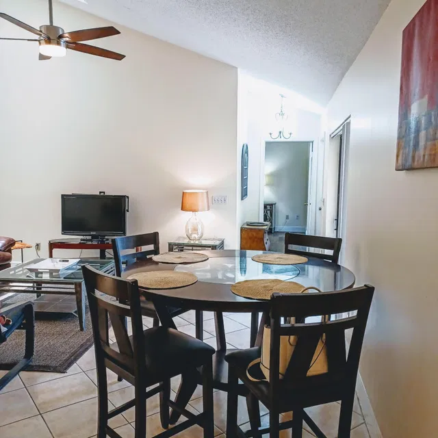 Residence photo 6