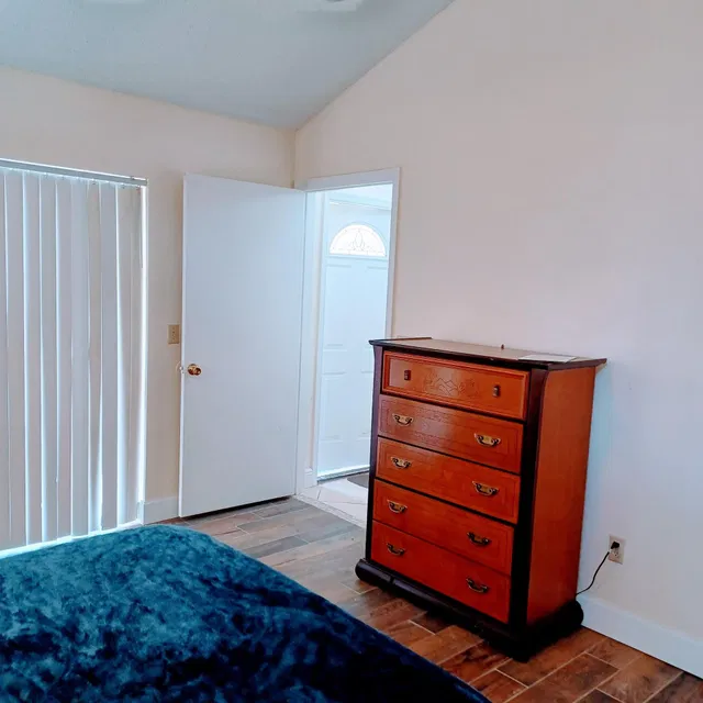 Residence photo 15