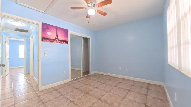 Residence photo 8