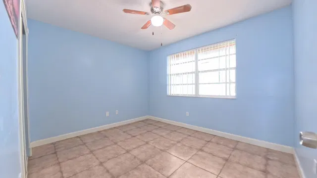 Residence photo 9