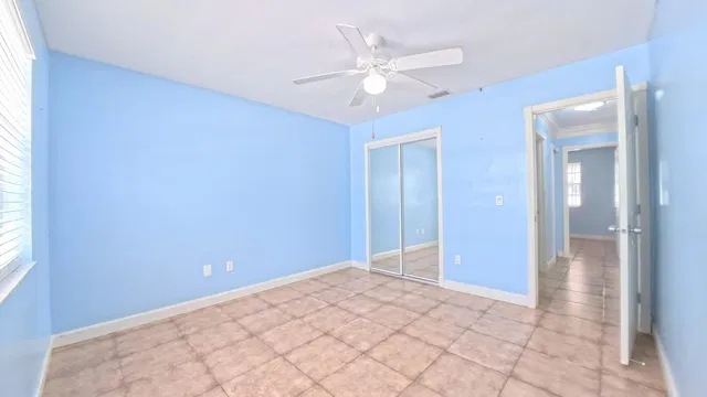 Residence photo 12