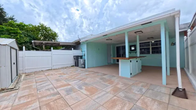 Residence photo 16