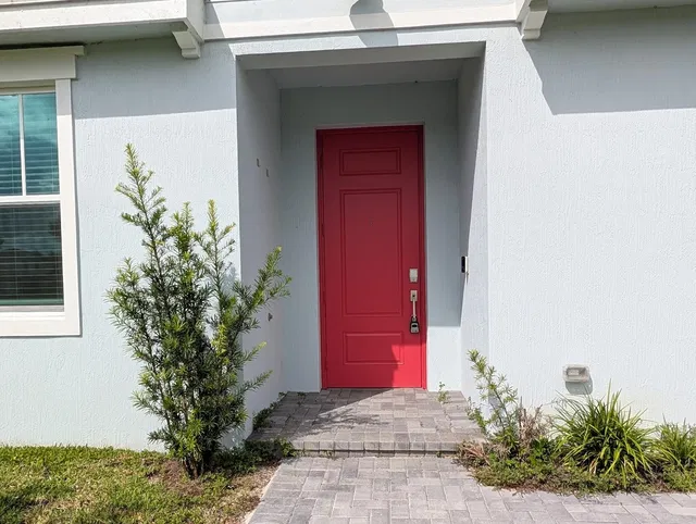 Residence photo 2
