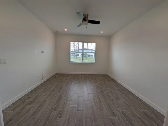 Residence photo 6