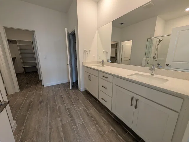 Residence photo 7