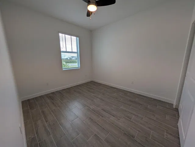 Residence photo 12