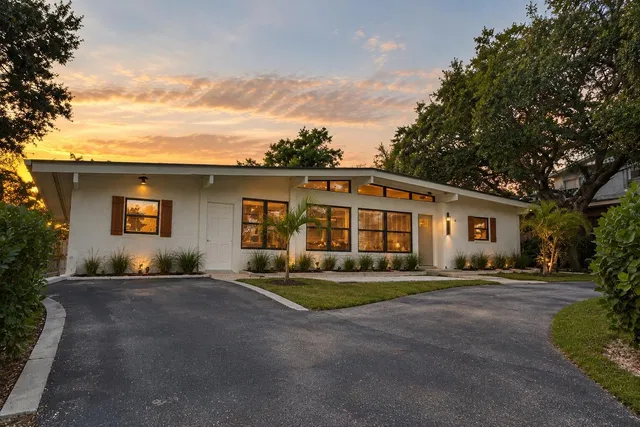 Residence photo 4