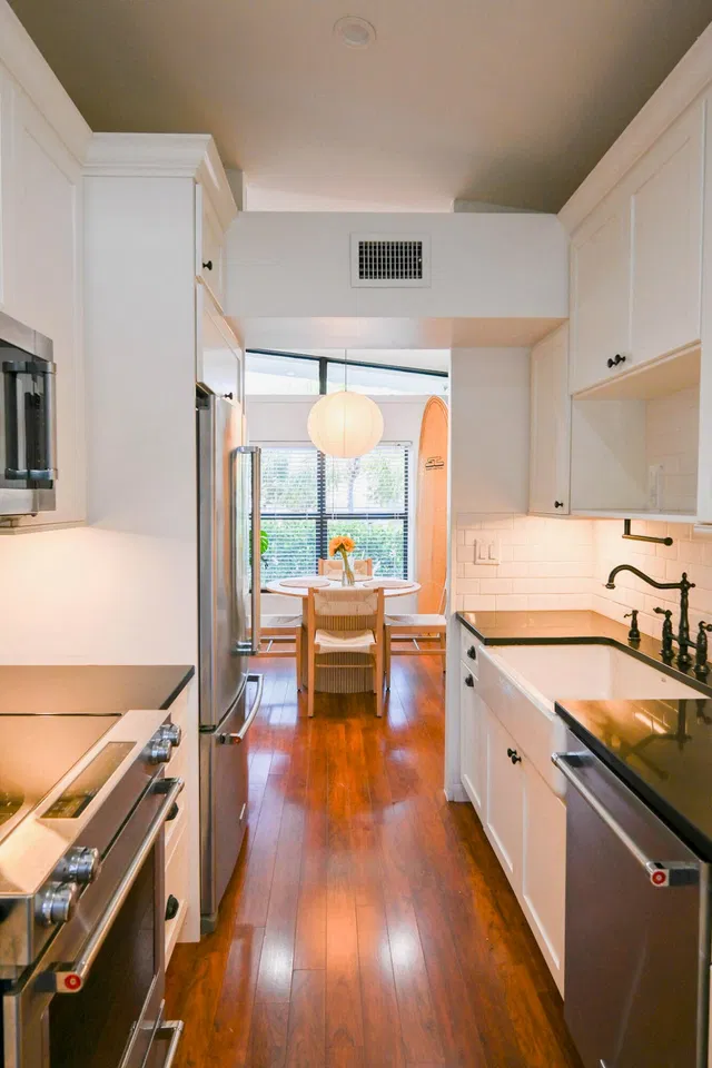 Residence photo 5