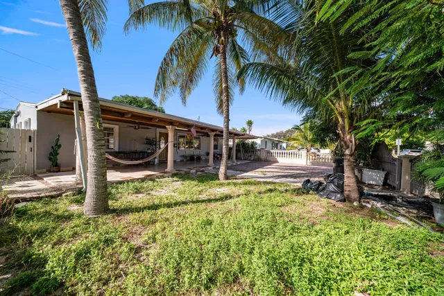 West Palm Beach Residence photo 13