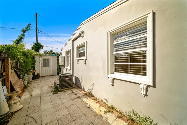 West Palm Beach Residence photo 10