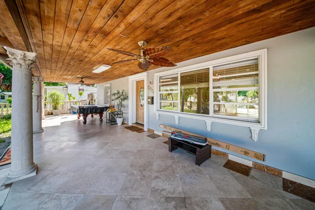 West Palm Beach Residence photo 14
