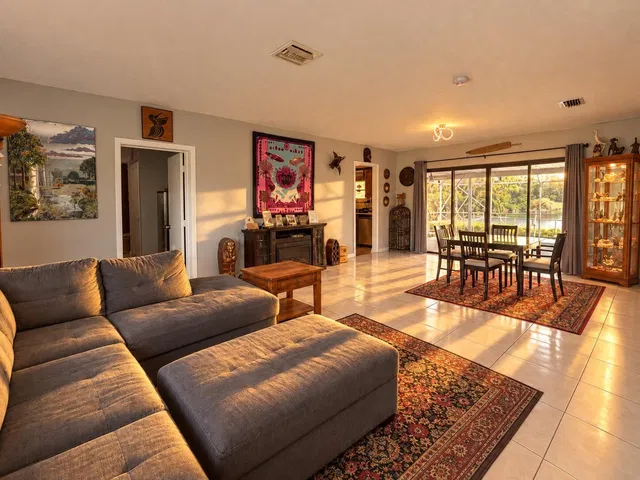 Residence photo 13