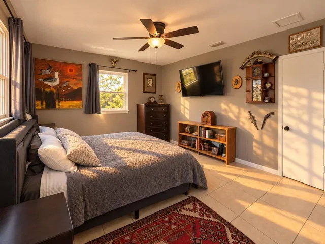 Residence photo 18