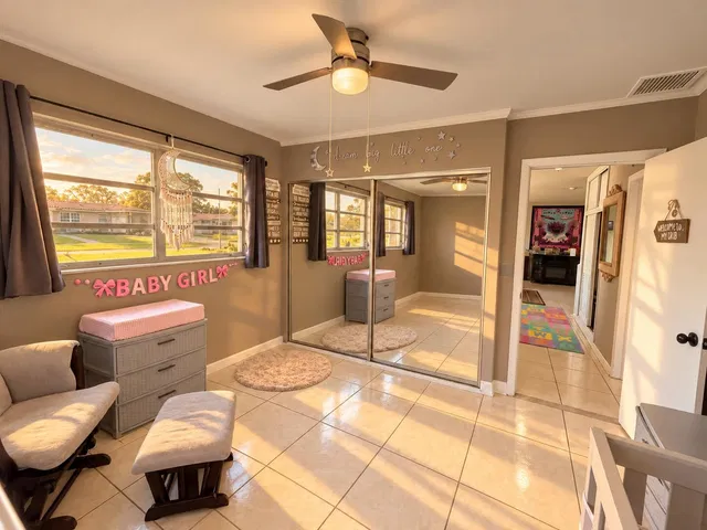 Residence photo 22