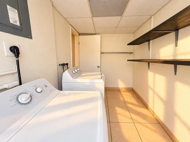 Residence photo 24