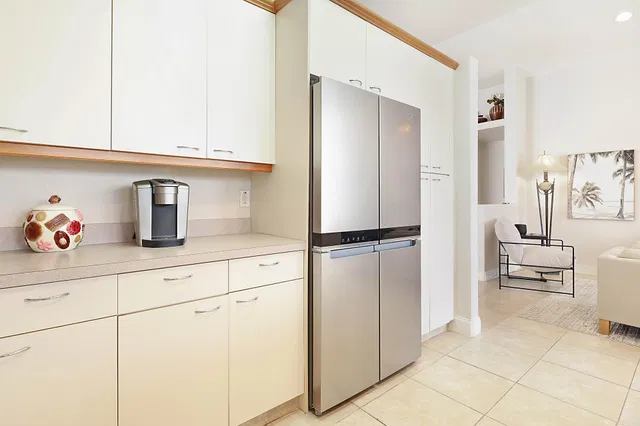  Residence photo 26