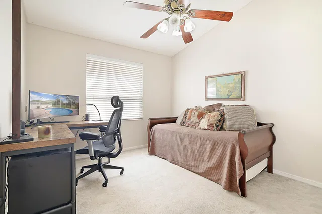  Residence photo 35
