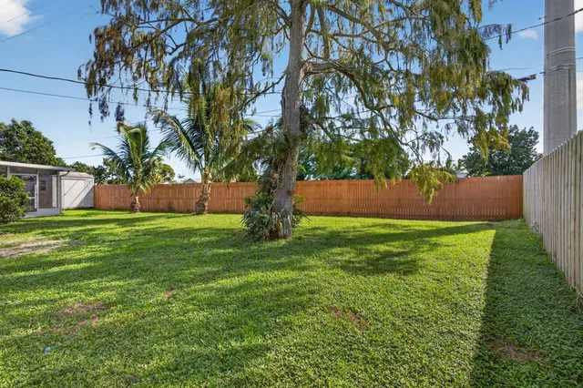 Residence photo 11