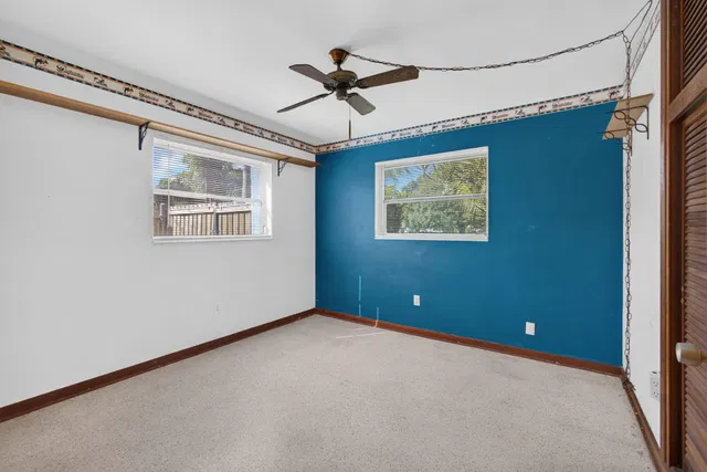 Residence photo 16