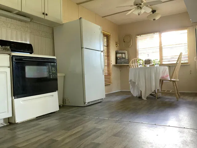 Residence photo 5
