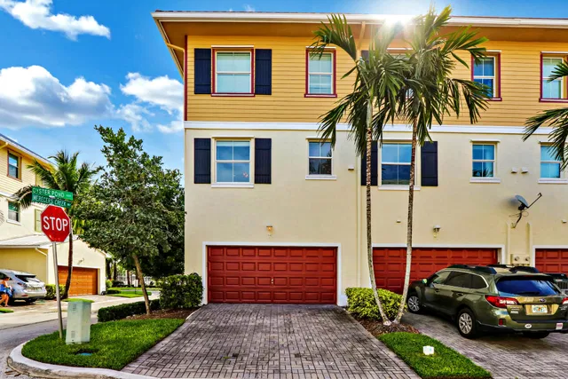 Residence photo 20