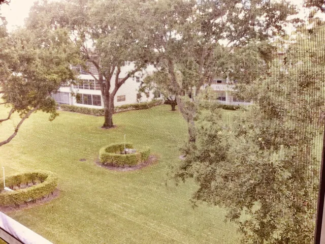 Residence photo 18