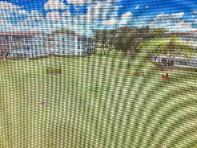 Residence photo 19