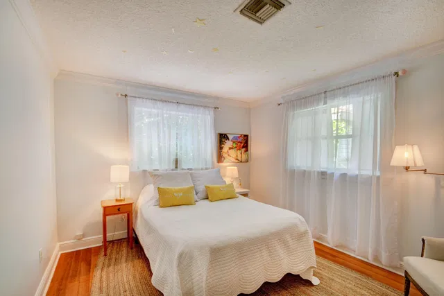 Residence photo 13