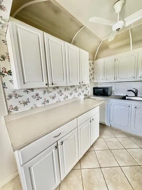 Residence photo 3