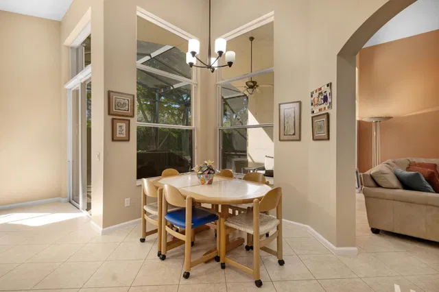 Residence photo 11