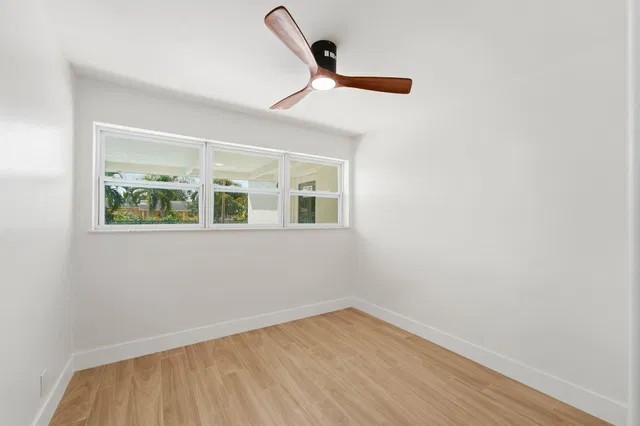 West Palm Beach Residence photo 12