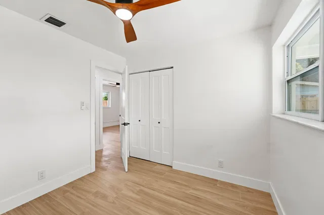 West Palm Beach Residence photo 13