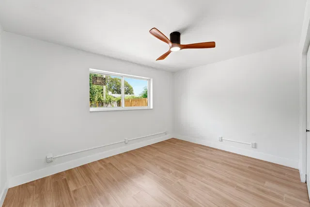 West Palm Beach Residence photo 15