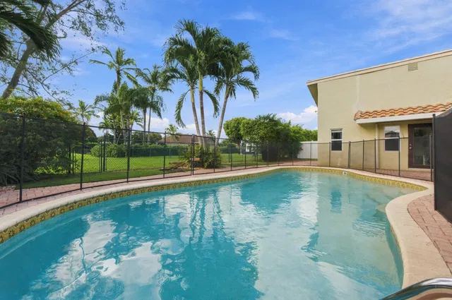 Boca Lago Country Club Homes Residence photo 45