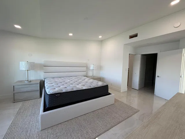 Unit 1805 photo 17