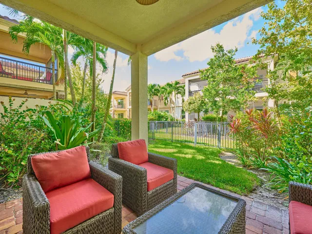 Residence photo 4