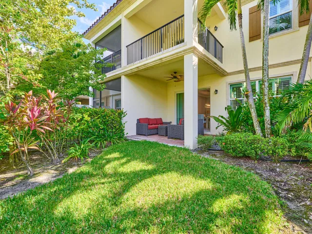 Residence photo 6