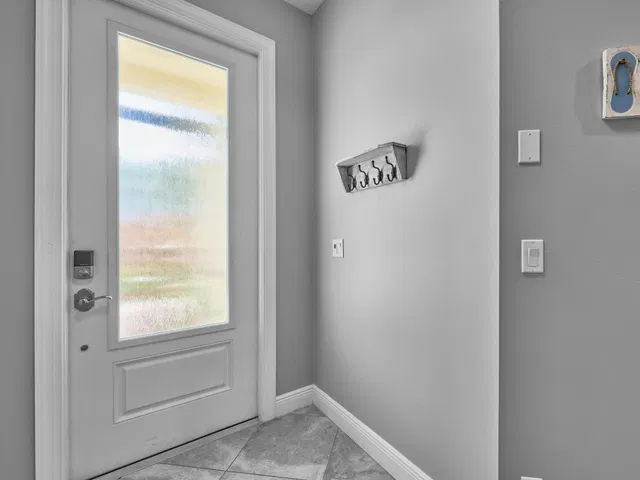 Residence photo 11