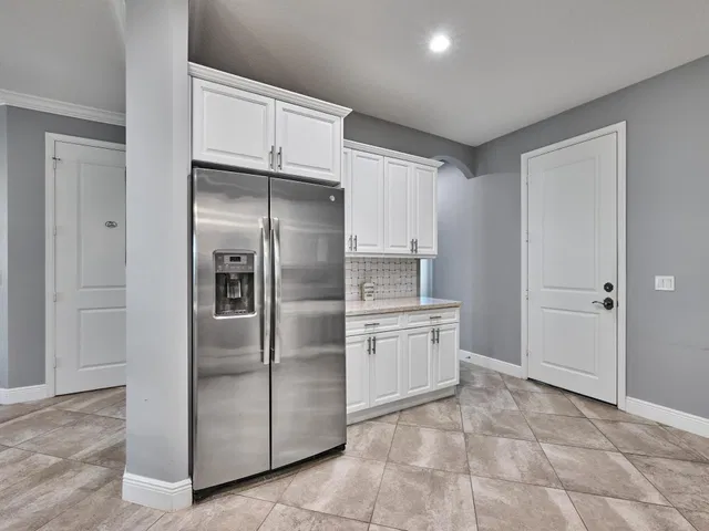Residence photo 19