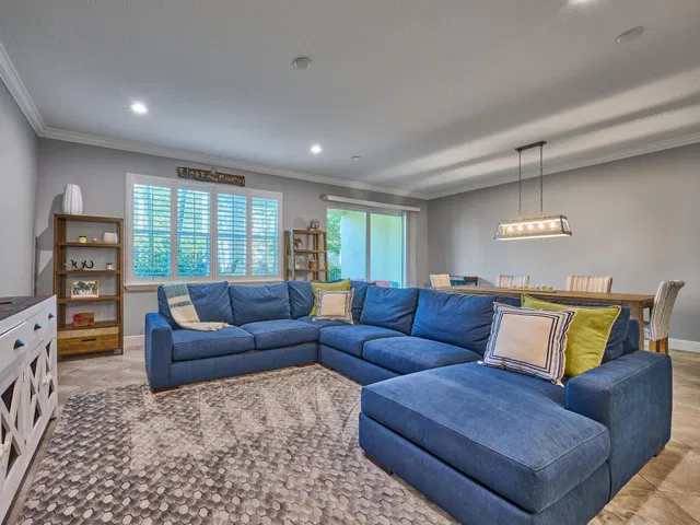 Residence photo 26