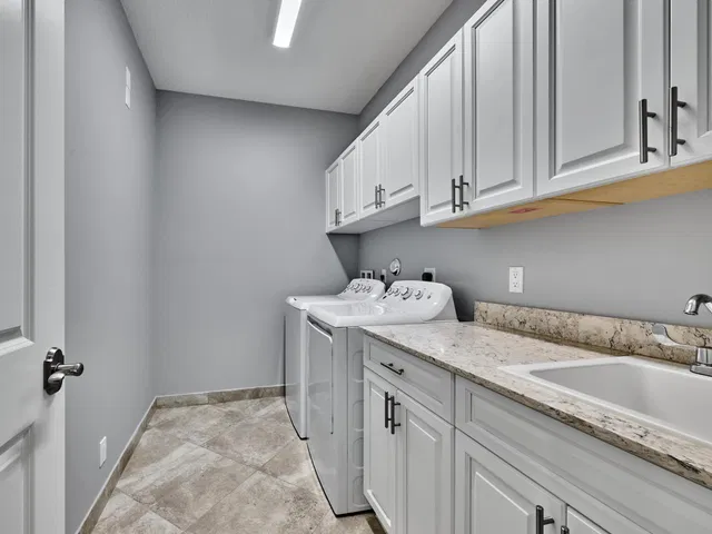 Residence photo 54