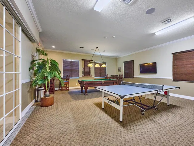 Residence photo 71