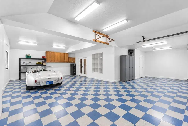 Paddock Park 1 Residence photo 42
