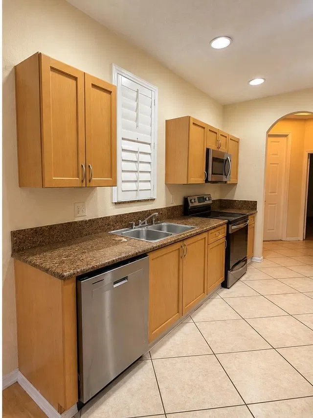 Residence photo 3