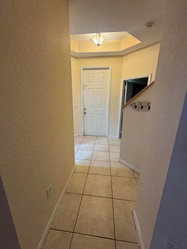 Residence photo 5